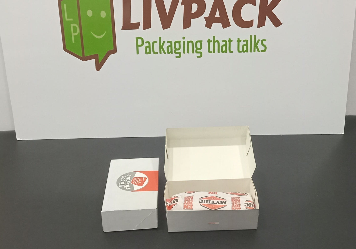 Boîte sandwich personnalisée colorée avec impression logo – Emballage restauration rapide Livpack