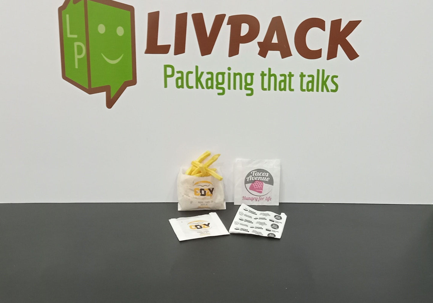Sachet frites papier personnalisé avec logo – petit et grand format