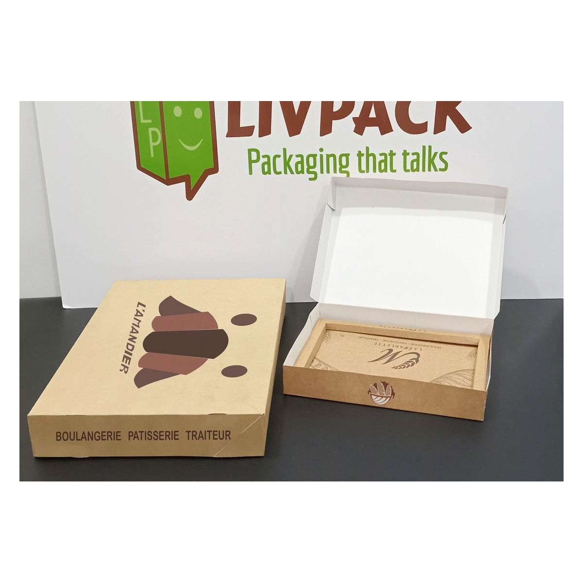Caja rígida de pastelería personalizada de 30 × 30 cm