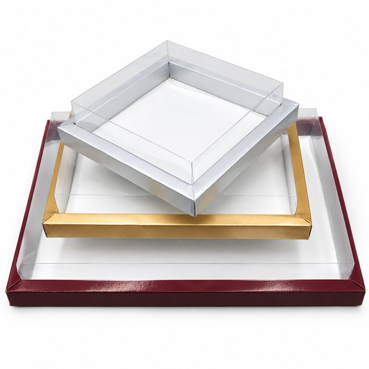 Plateau pâtisserie standard avec couvercle plastique — vue produit sur fond blanc
