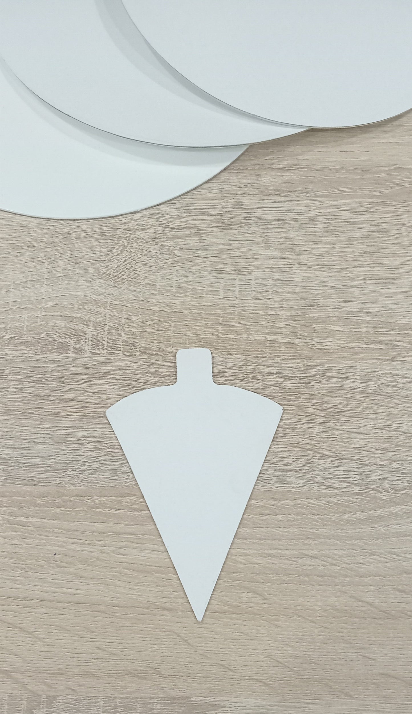 Languettes pâtissières blanches en plusieurs formes Livpack