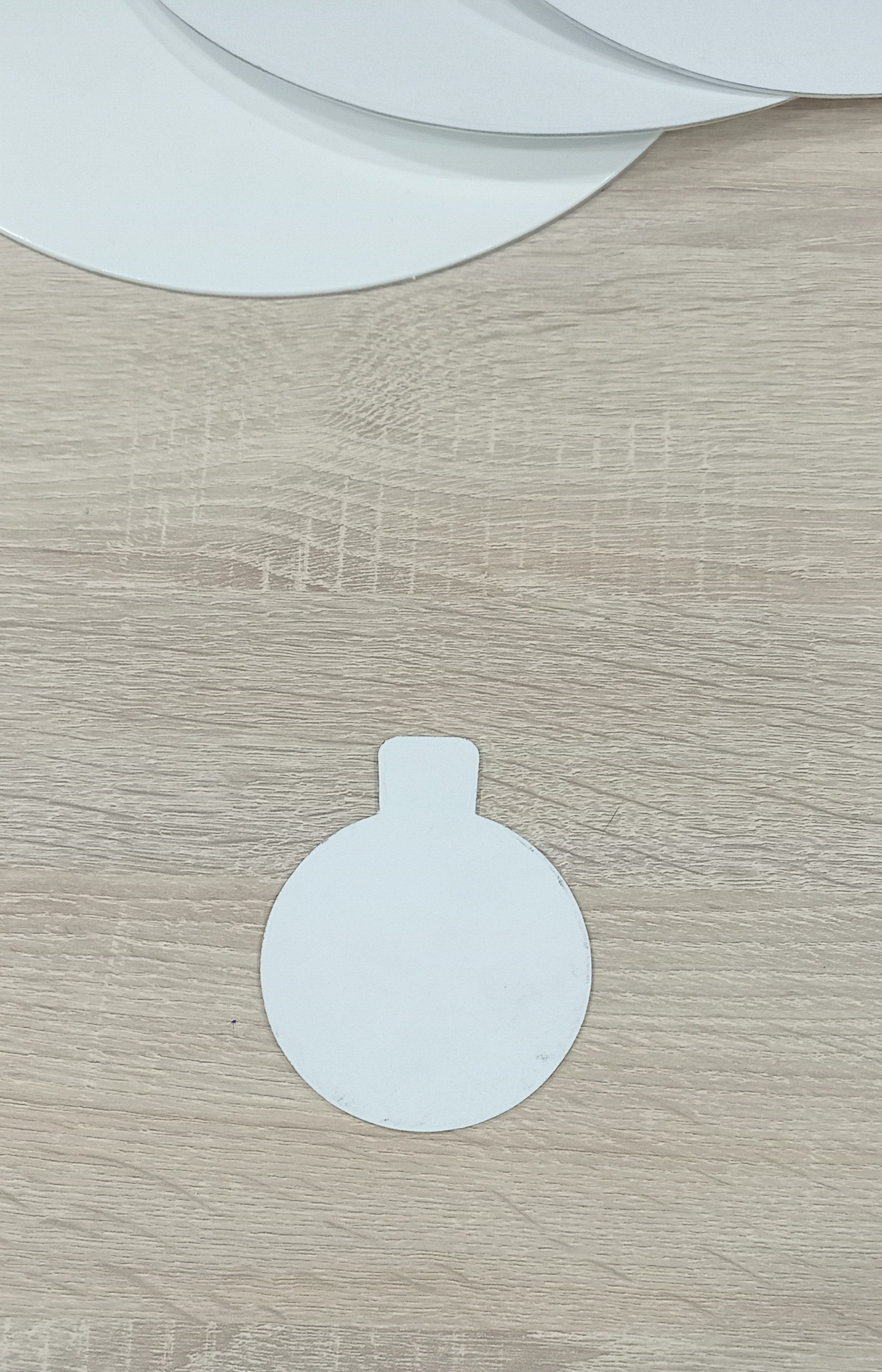 Languettes pâtissières blanches en plusieurs formes Livpack