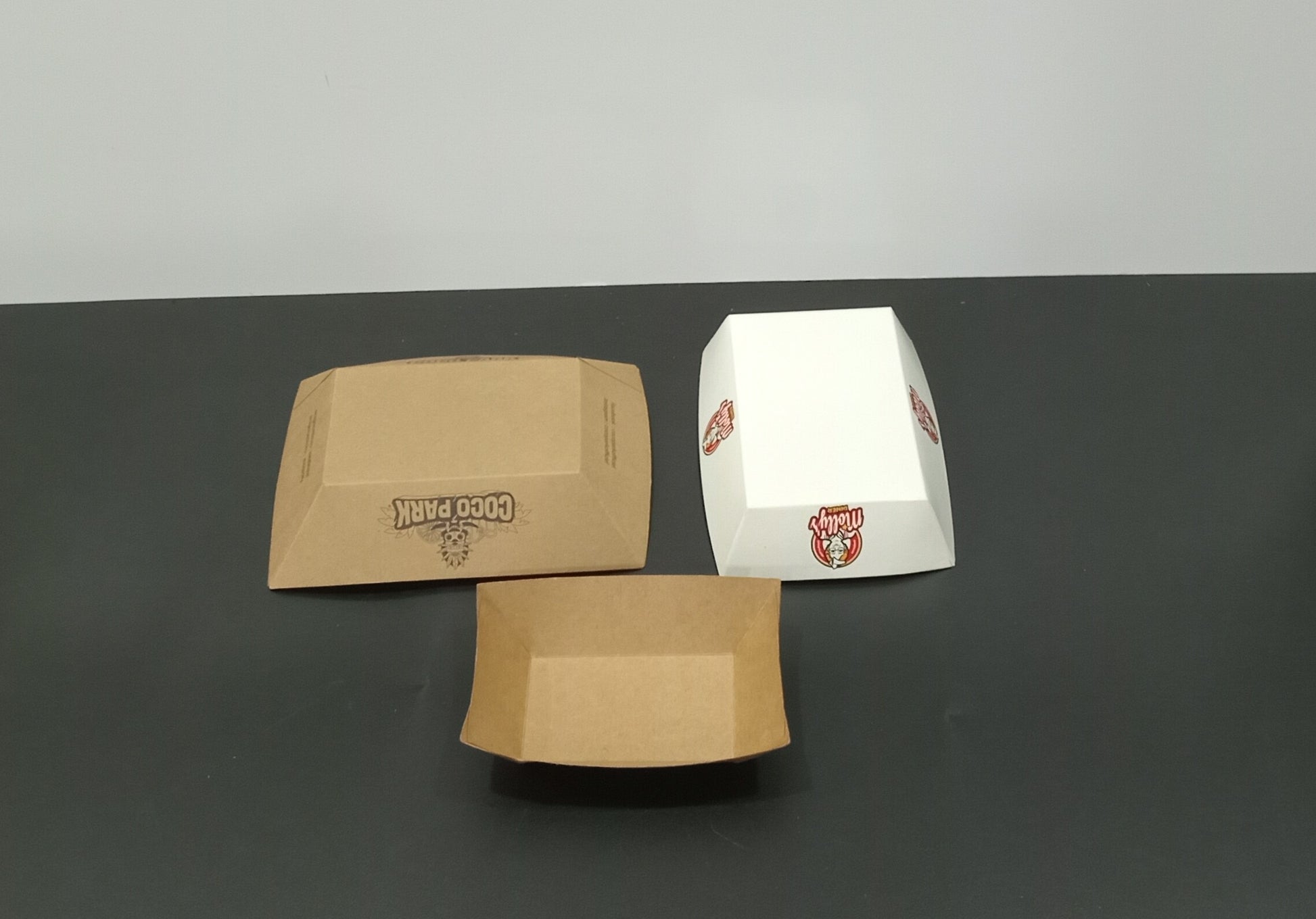 Barquette alimentaire personnalisée en carton blanc