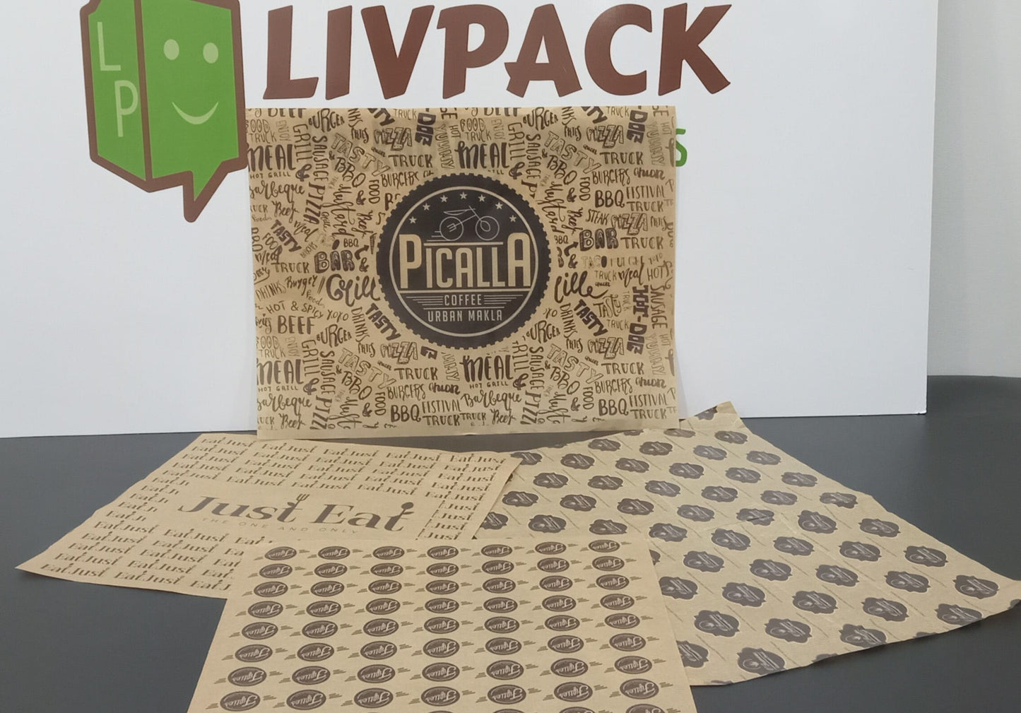 Papier ingraissable kraft marron personnalisé pour burger, tacos ou sandwich – Livpack