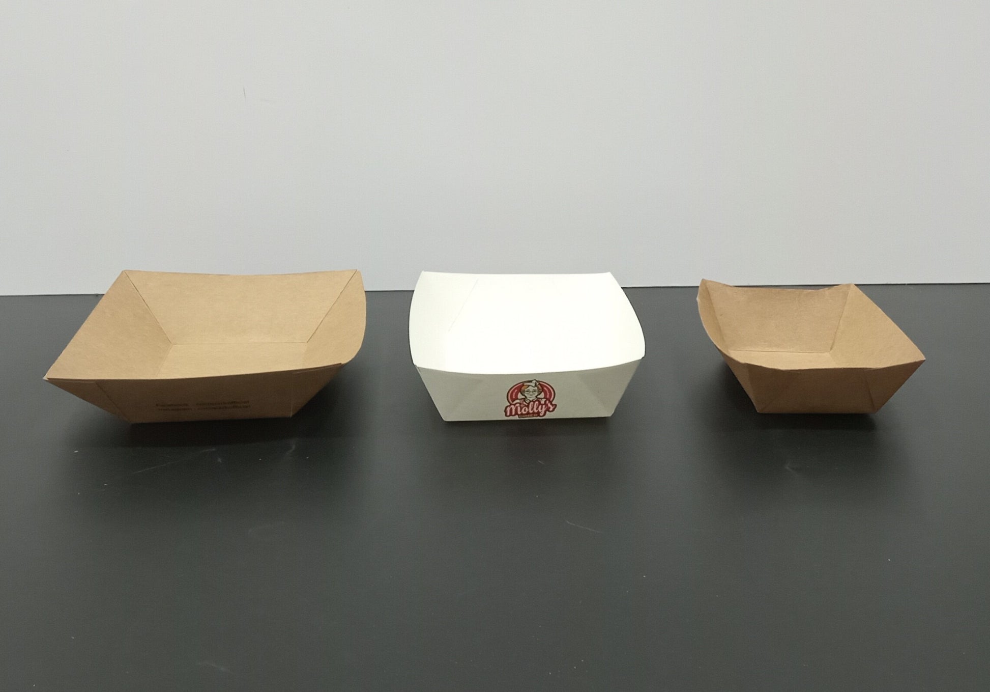 Plat carton kraft personnalisé avec logo