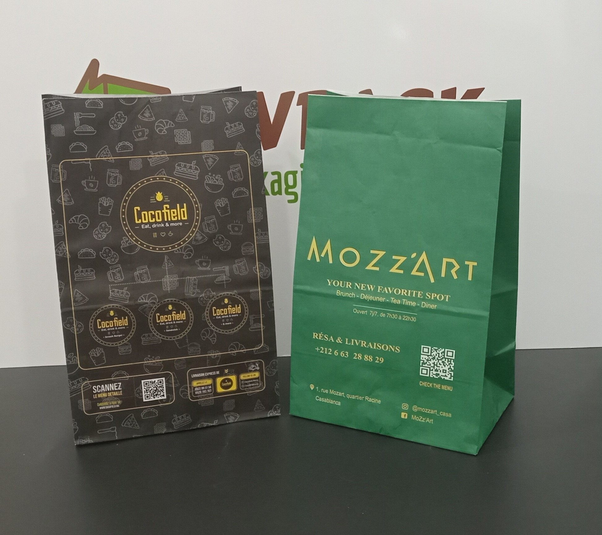 Sachets SOS à fond carré avec impression intégrale personnalisée – Solution Premium pour restaurants et vente à emporter